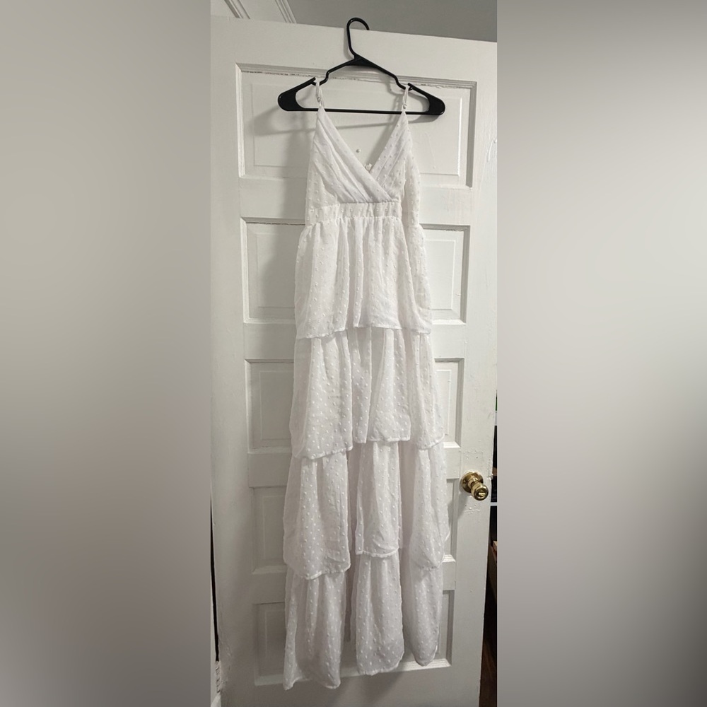 Eesome White Layered Maxi Dress